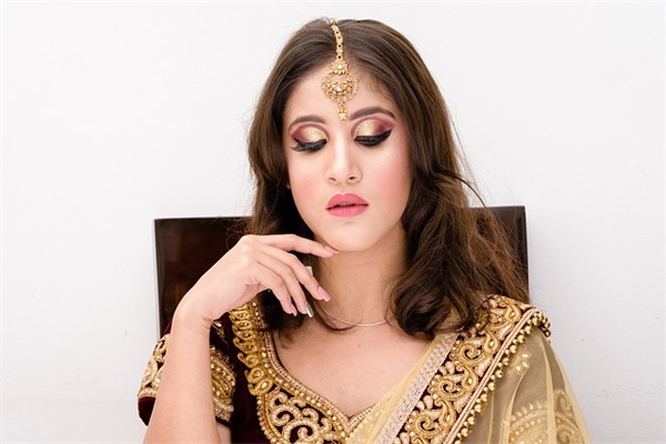 通贯掌又被称作为断掌纹 通贯掌怎么看手相