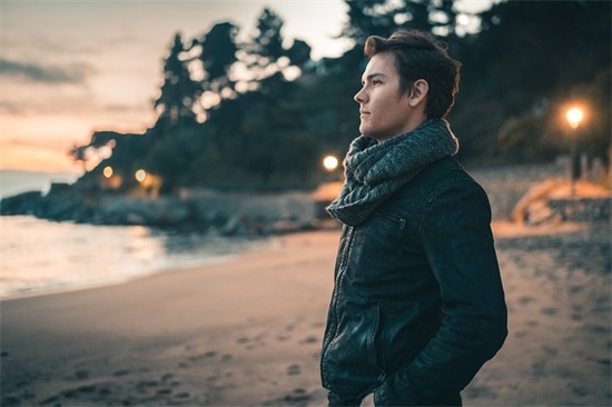 一路前行励志的句子 砥砺前行正能量句子