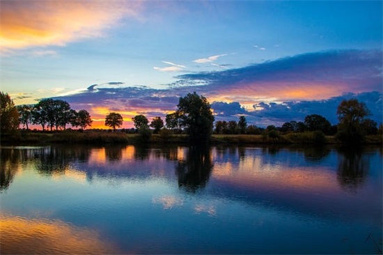 心碎落泪的句子 形容心碎绝望的句子